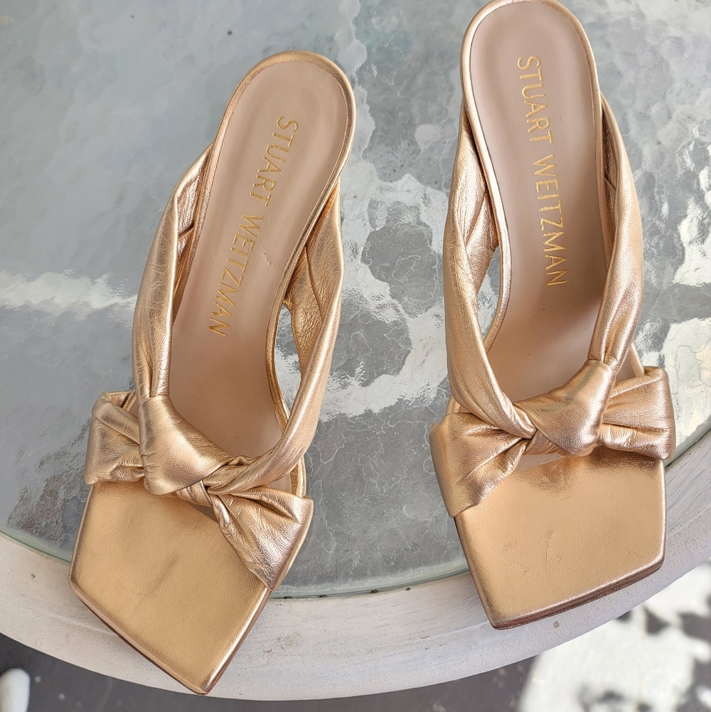 Stuart Weitzman Knot Metallic Sandals - Picture 10 of 13